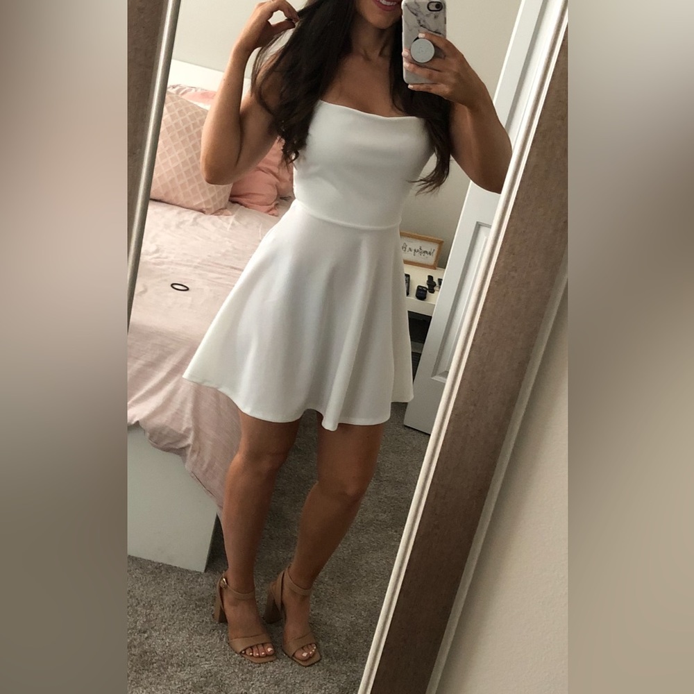 Elegant White Mini Dress